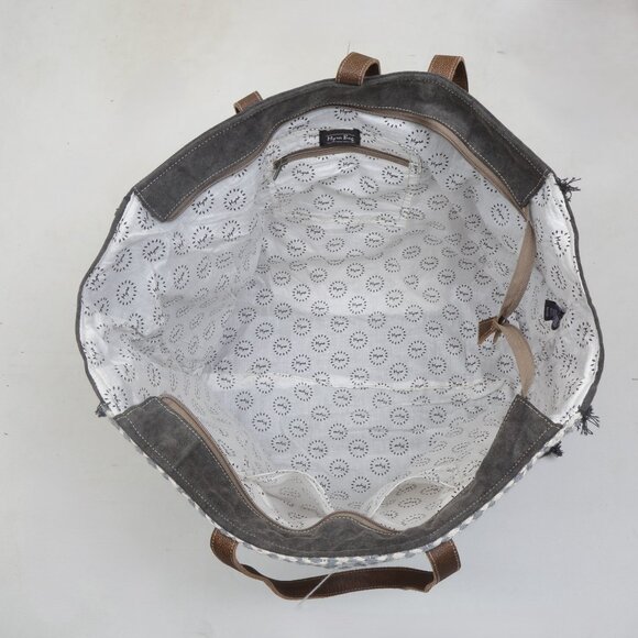 Myra Bag Weekender Bag Tote Leather Canvas Handcrafted Geometric Travel - NWT - Picture 3 of 5